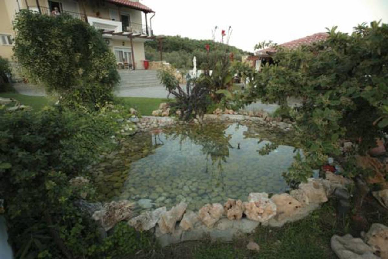 Agnanti Hotel Avdira Exterior photo
